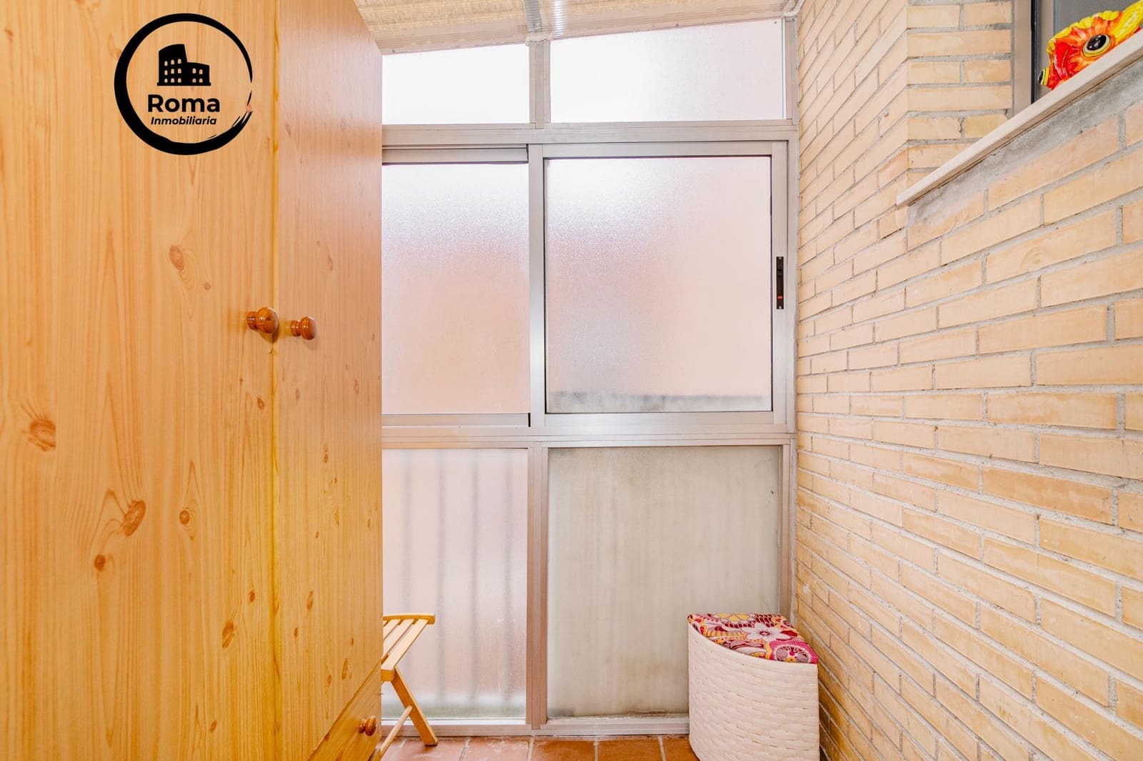 4 bedroom Apartment for sale in Granada city with garage - € 218,000 (Ref: 9670846)