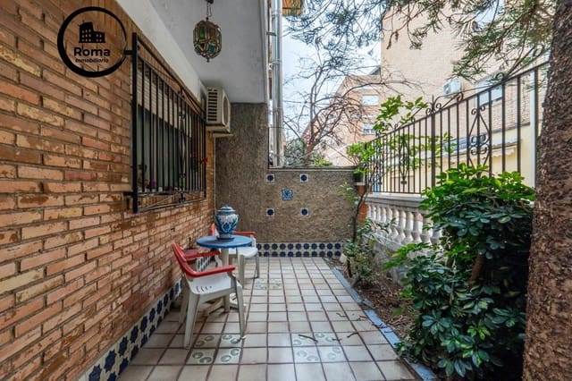6 camera da letto Casa in vendita in Granada città - 300.000 € (Rif: 9670849)