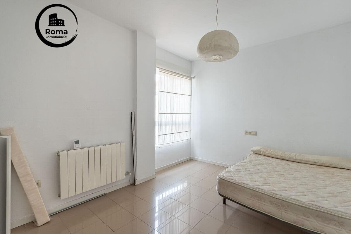 Adosado de 4 habitaciones en La Zubia en venta con garaje - 220.000 € (Ref: 9674411)