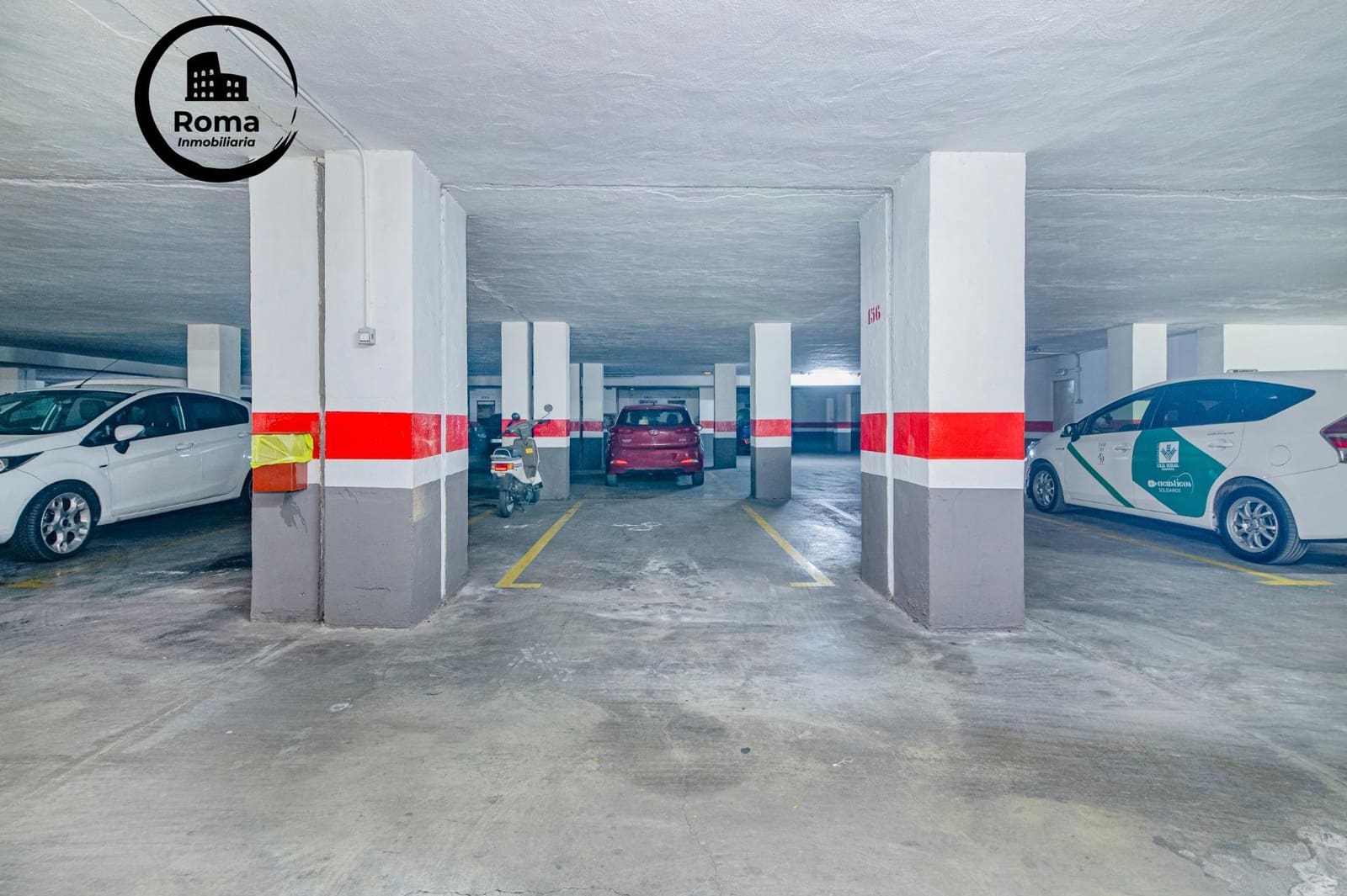 4 bedroom Apartment for sale in Granada city with garage - € 218,000 (Ref: 9674413)