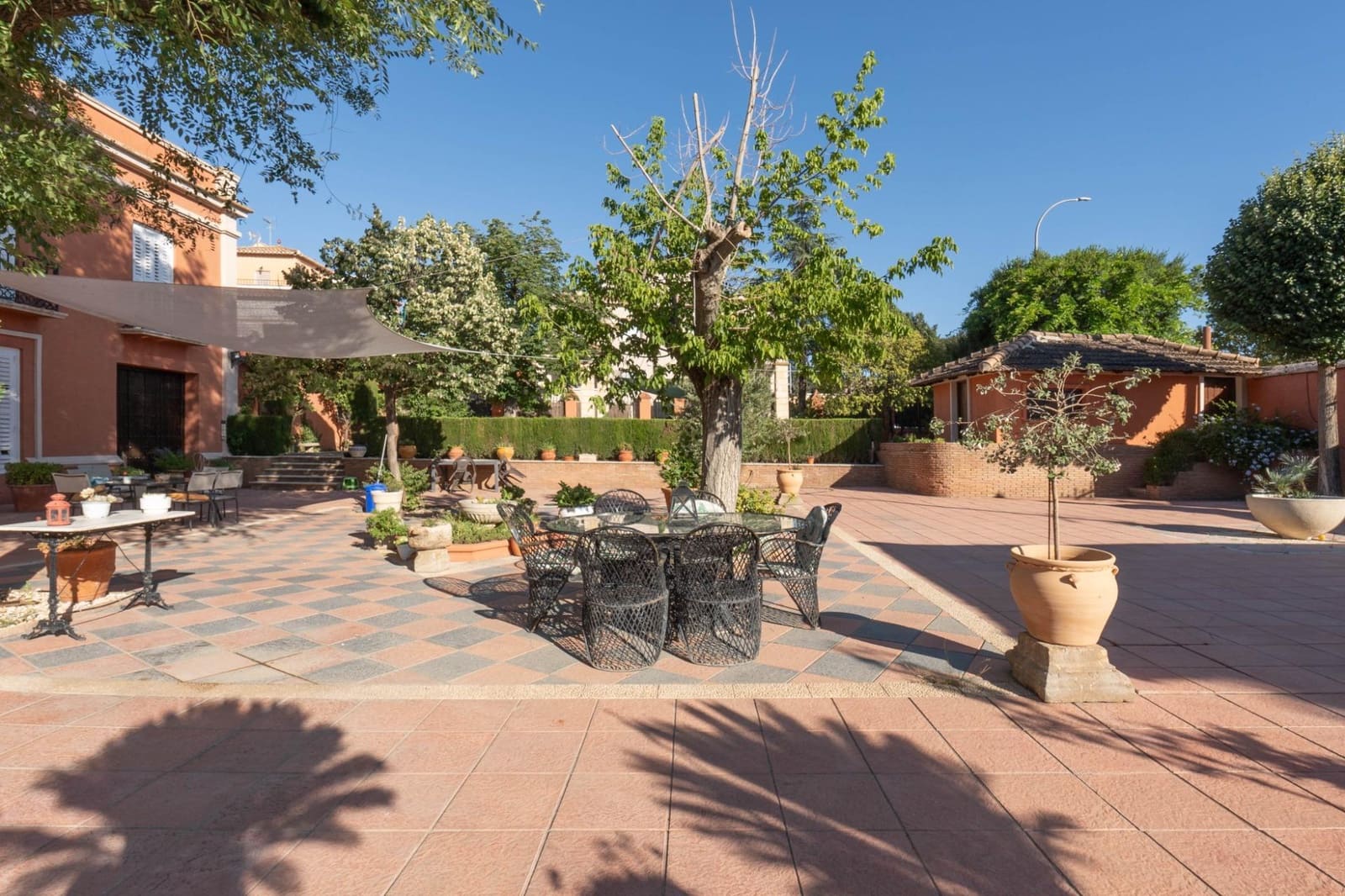 5 bedroom Villa for sale in Ogijares with pool - € 725,000 (Ref: 9674418)