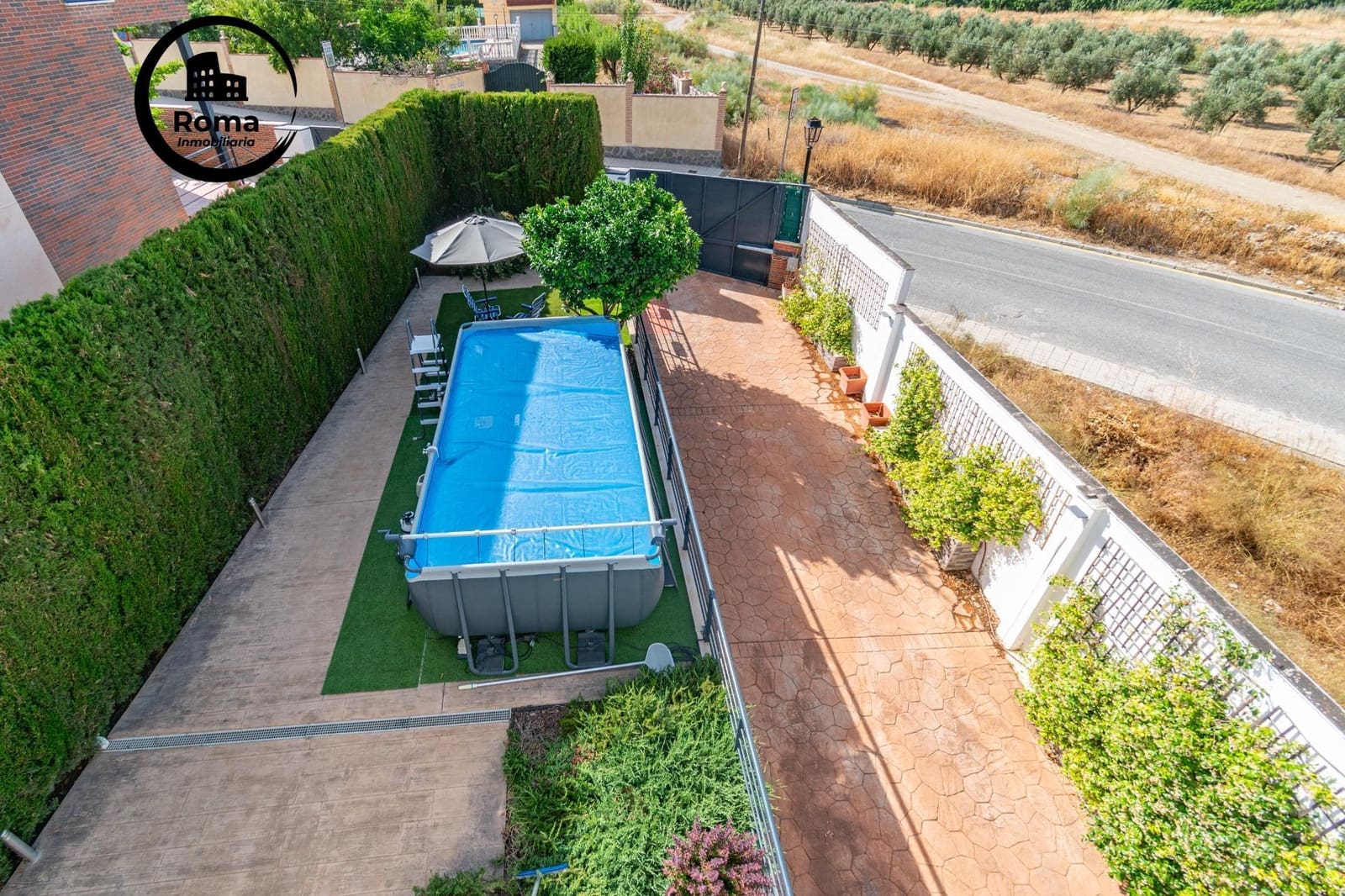 4 bedroom Villa for sale in Alhendin with pool garage - € 449,000 (Ref: 9674421)