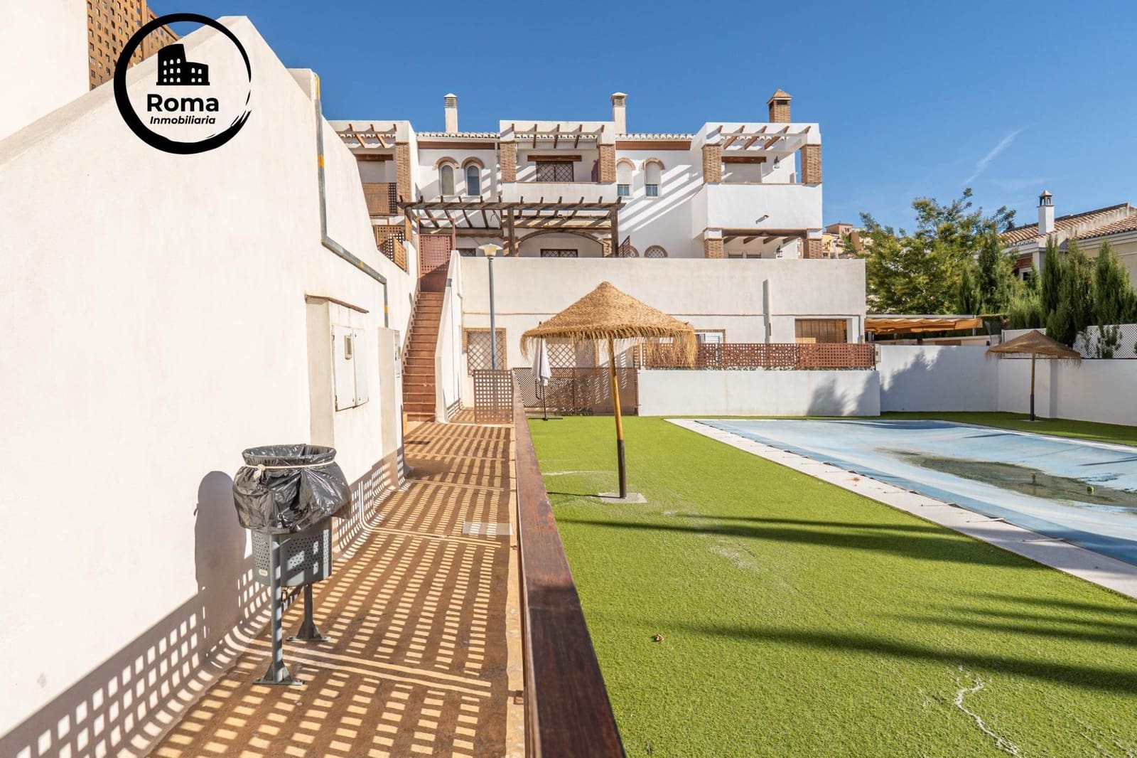 3 sypialnia Dom na sprzedaż w Cenes de la Vega z basenem garażem - 298 000 € (Ref: 9677592)