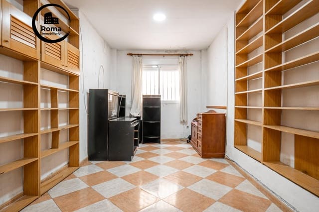 6 sypialnia Dom na sprzedaż w Miasto Grenada - 300 000 € (Ref: 9677593)