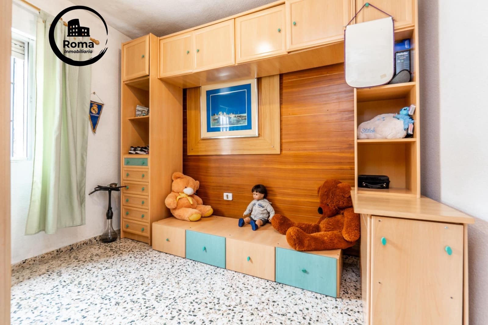 6 bedroom Townhouse for sale in Granada city - € 300,000 (Ref: 9677593)