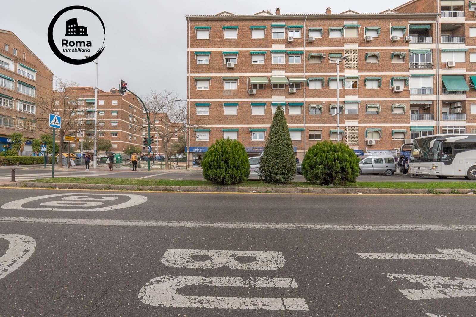 6 bedroom Townhouse for sale in Granada city - € 300,000 (Ref: 9677593)