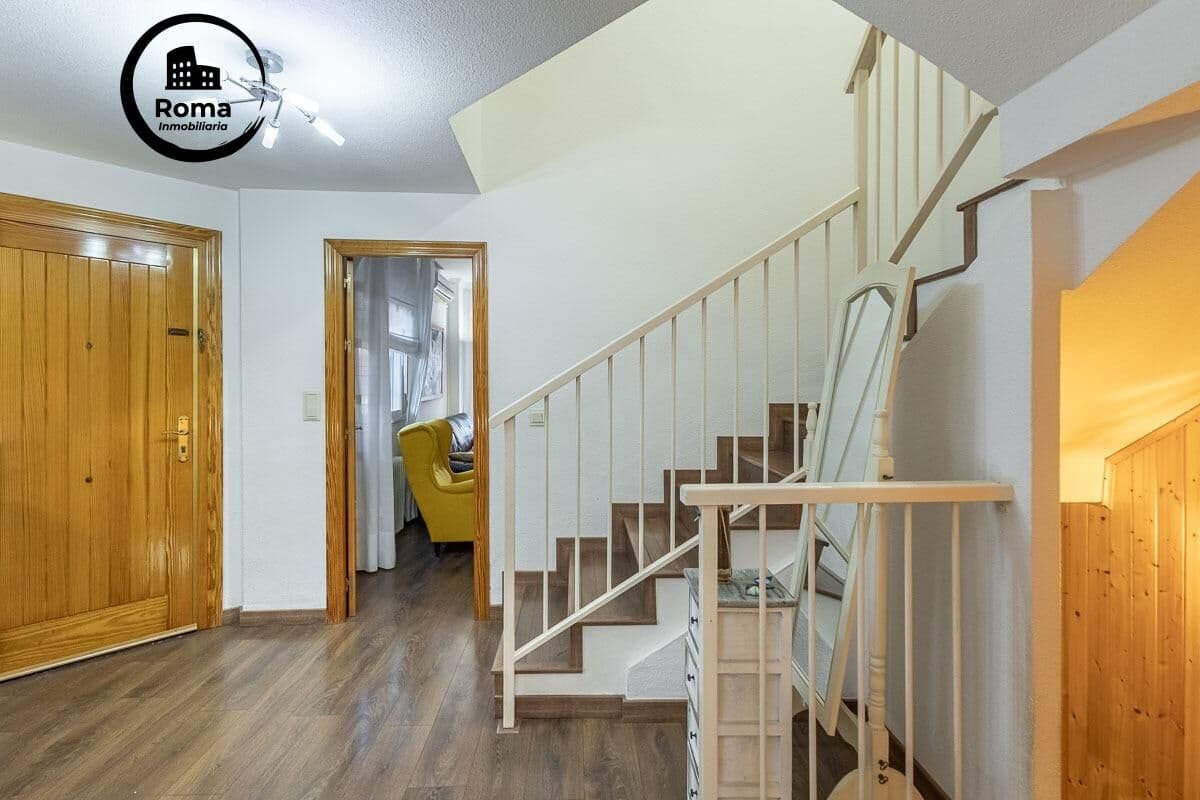 5 chambre Villa/Maison Mitoyenne à vendre à Ogijares avec garage - 339 000 € (Ref: 9679960)