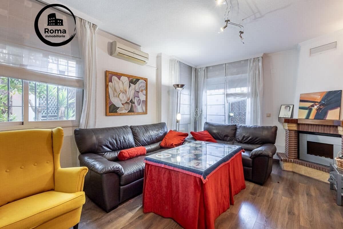 5 chambre Villa/Maison Mitoyenne à vendre à Ogijares avec garage - 339 000 € (Ref: 9679960)