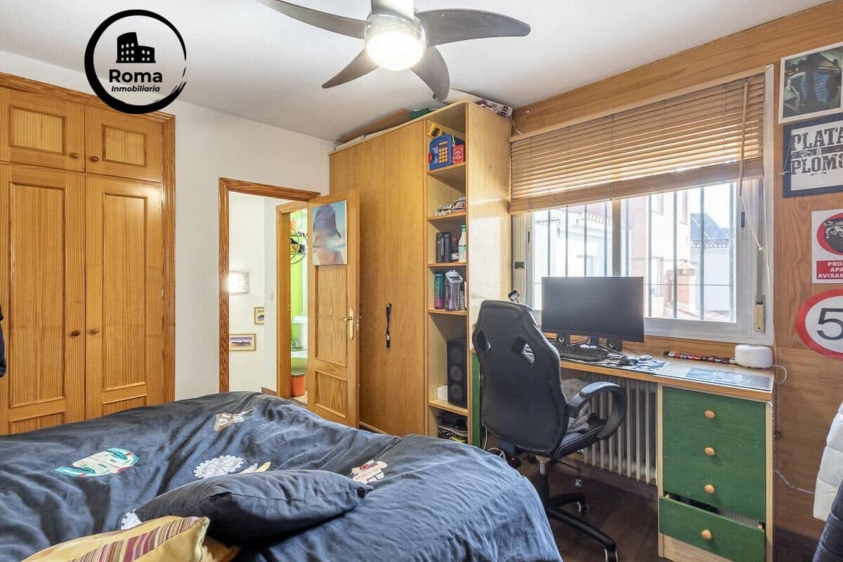 5 chambre Villa/Maison Mitoyenne à vendre à Ogijares avec garage - 339 000 € (Ref: 9679960)