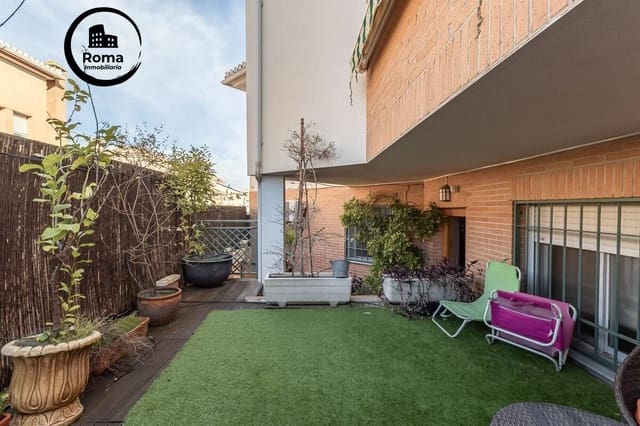 5 chambre Villa/Maison Mitoyenne à vendre à Ogíjares avec garage - 339 000 € (Ref: 9679960)