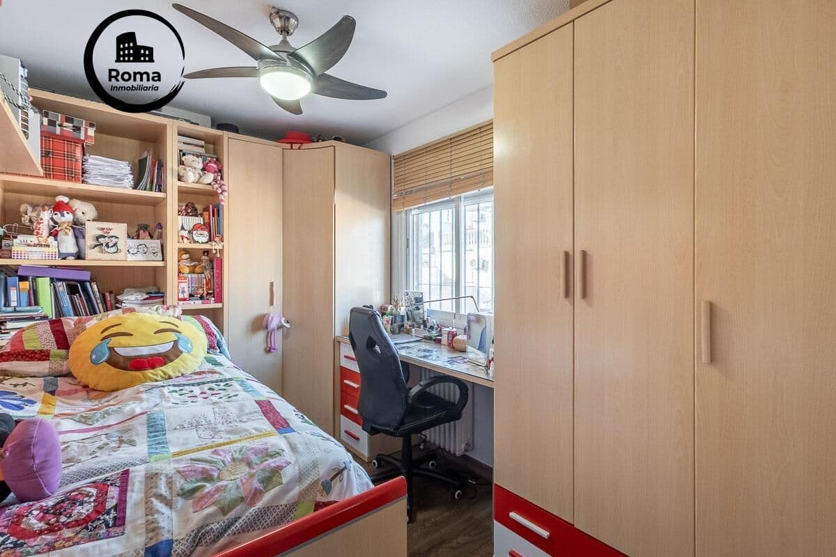5 chambre Villa/Maison Mitoyenne à vendre à Ogijares avec garage - 339 000 € (Ref: 9679960)