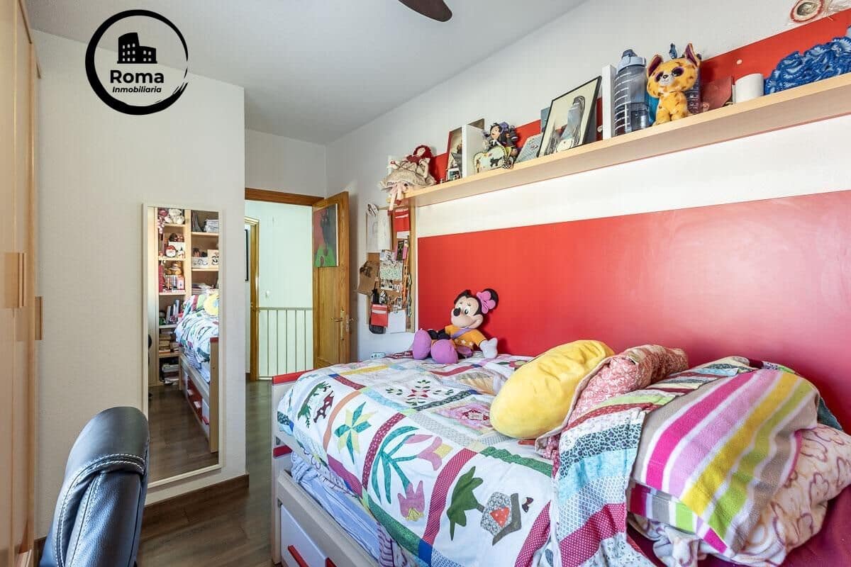 5 chambre Villa/Maison Mitoyenne à vendre à Ogijares avec garage - 339 000 € (Ref: 9679960)