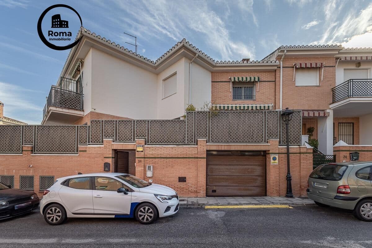 5 chambre Villa/Maison Mitoyenne à vendre à Ogijares avec garage - 339 000 € (Ref: 9679960)