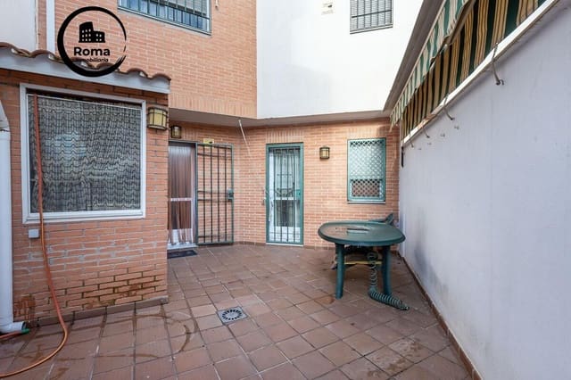 5 chambre Villa/Maison Mitoyenne à vendre à Ogíjares avec garage - 339 000 € (Ref: 9679960)