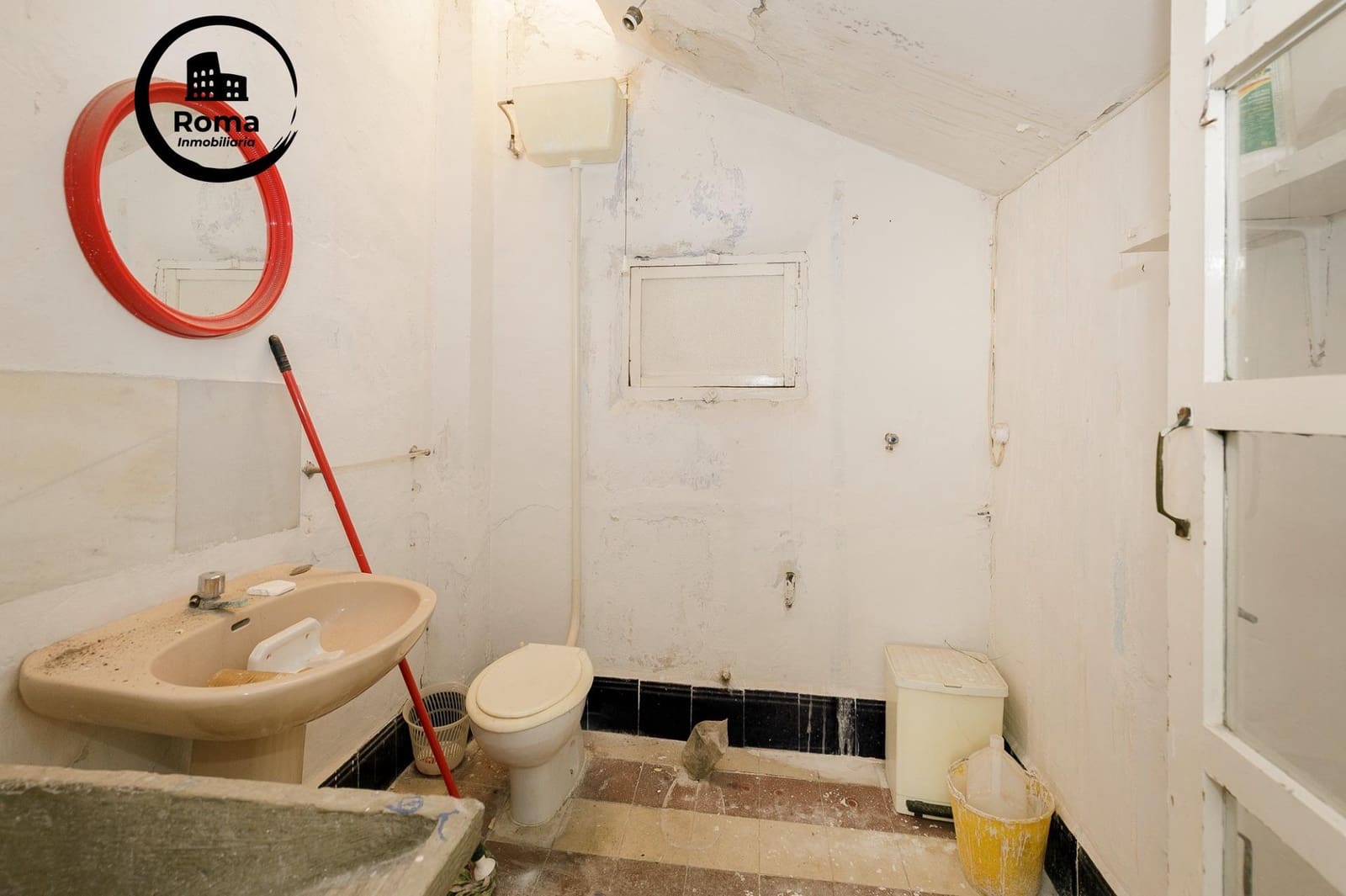 10 sypialnia Apartament na sprzedaż w Baza - 260 000 € (Ref: 9684124)