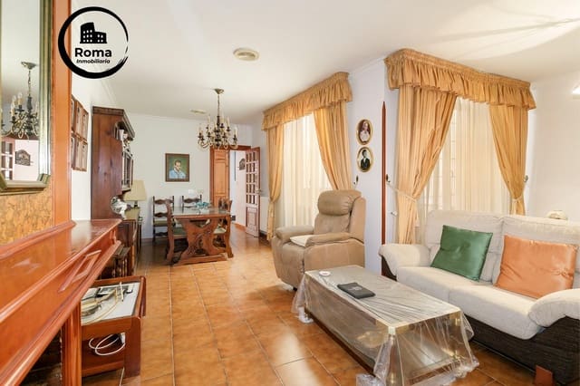 10 sypialnia Apartament na sprzedaż w Baza - 260 000 € (Ref: 9684124)