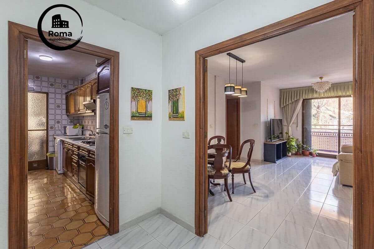 4 sovrum Lägenhet till salu i Granada stad med garage - 269 000 € (Ref: 9686571)