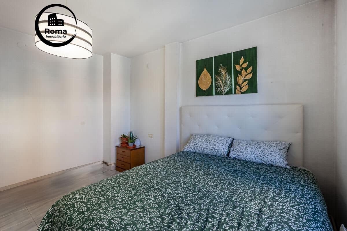 4 sovrum Lägenhet till salu i Granada stad med garage - 269 000 € (Ref: 9686571)