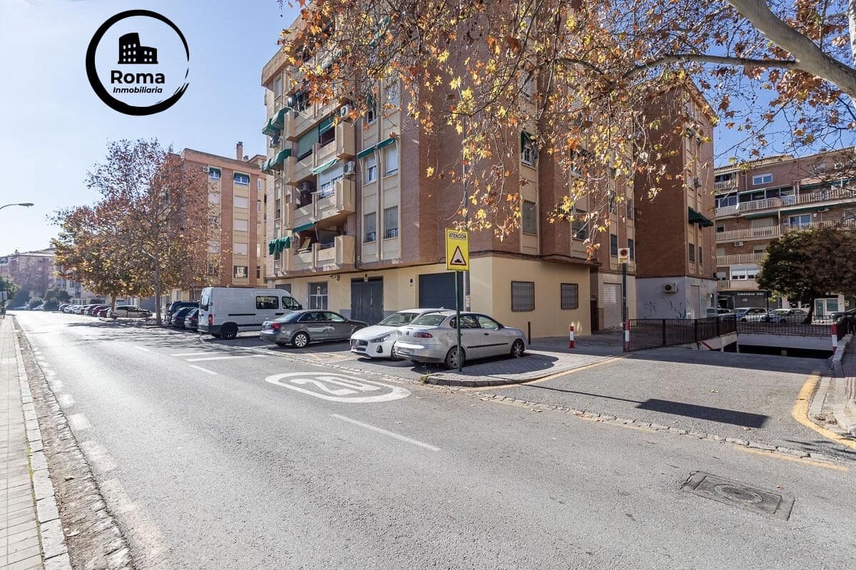 4 sovrum Lägenhet till salu i Granada stad med garage - 269 000 € (Ref: 9686571)