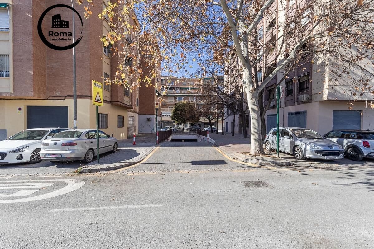 4 sovrum Lägenhet till salu i Granada stad med garage - 269 000 € (Ref: 9686571)