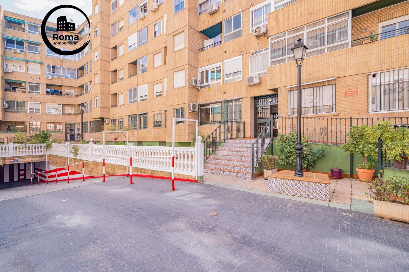 3 soveværelse Lejlighed til salg i Granada by med garage - € 265.000 (Ref: 9686573)