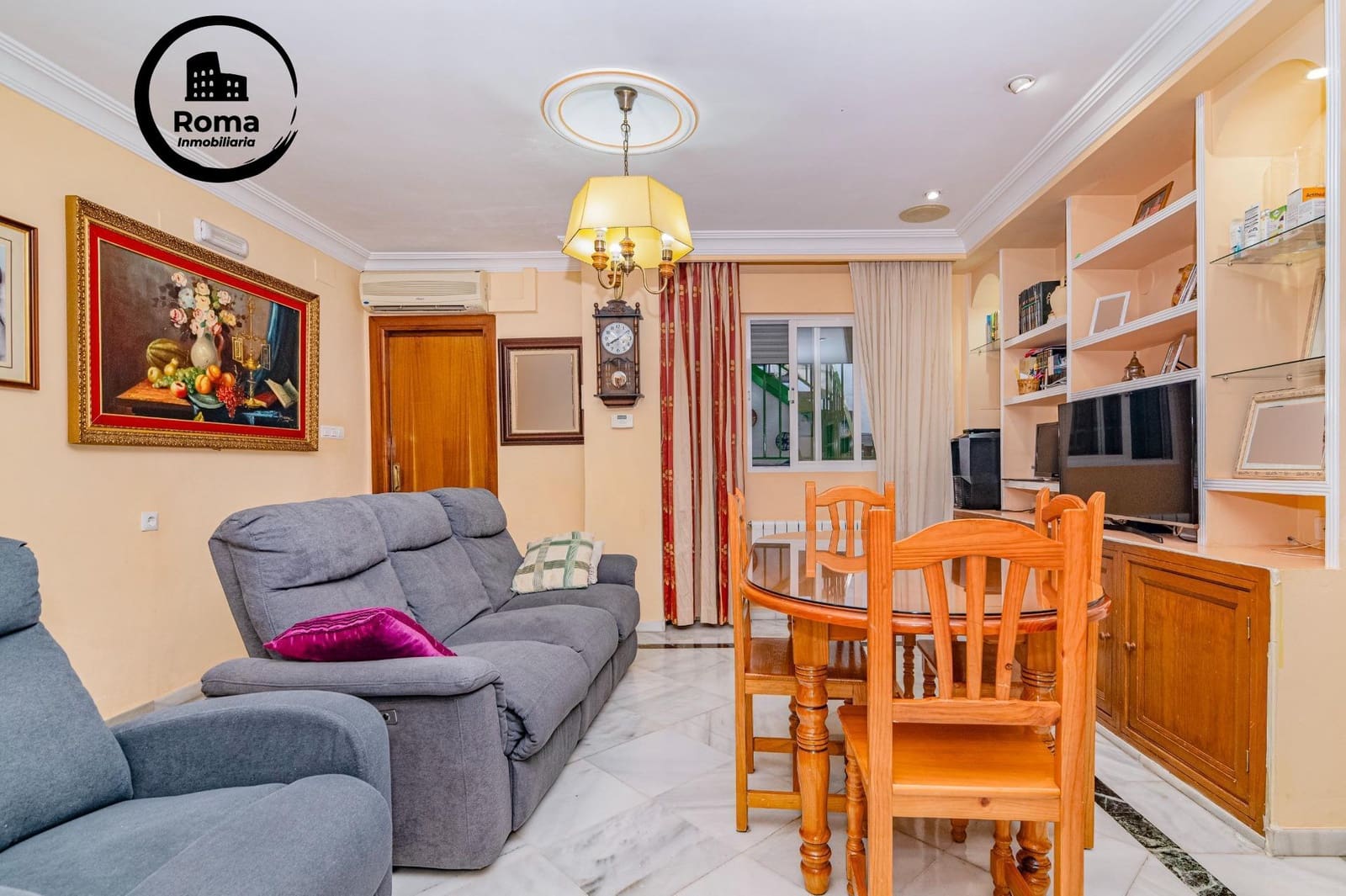 3 makuuhuone Rivitalo myytävänä paikassa La Zubia - 165 000 € (Ref: 9686574)