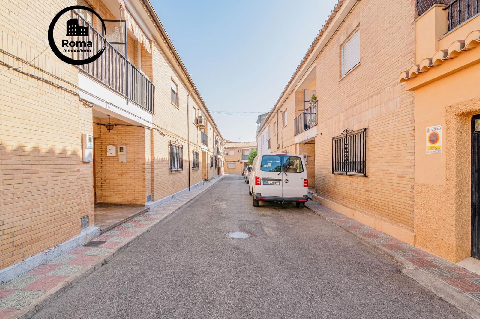 3 makuuhuone Rivitalo myytävänä paikassa La Zubia - 165 000 € (Ref: 9686574)