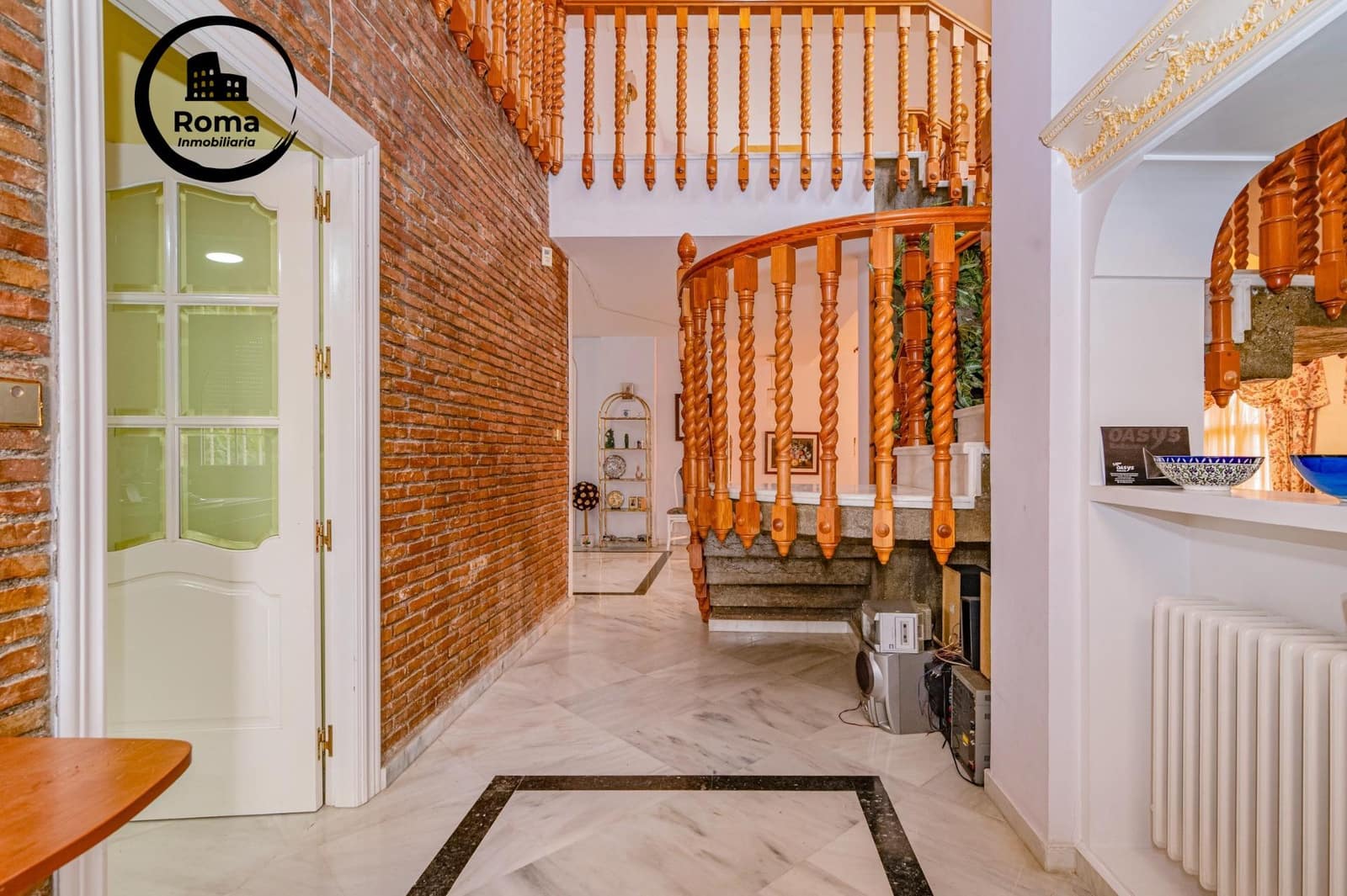 5 slaapkamer Villa te koop in La Zubia met zwembad garage - € 1.190.000 (Ref: 9686575)