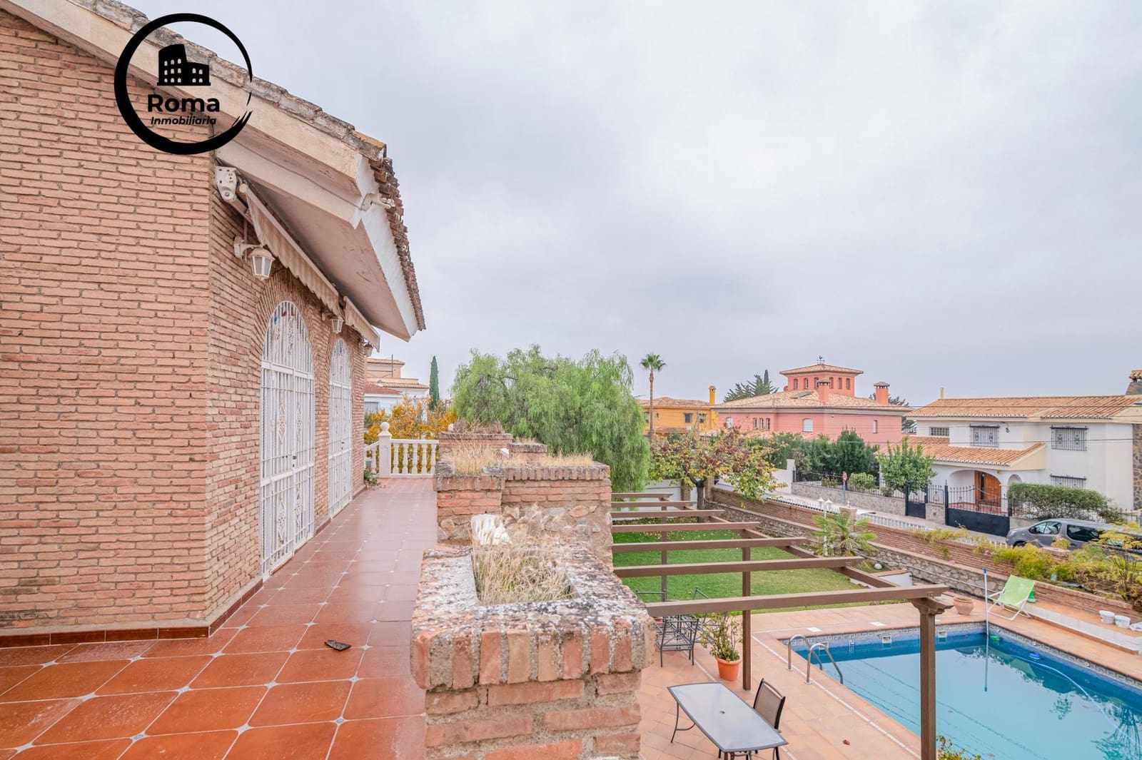 5 slaapkamer Villa te koop in La Zubia met zwembad garage - € 1.190.000 (Ref: 9686575)