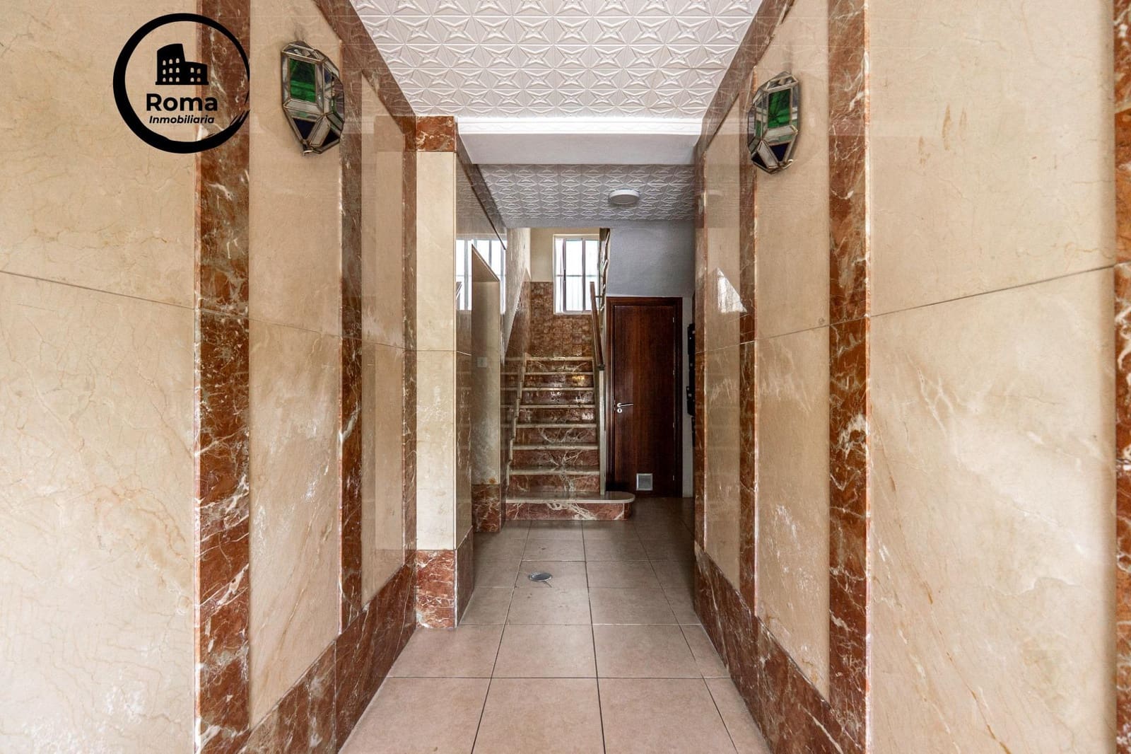 2 soveværelse Lejlighed til salg i Granada by med garage - € 195.000 (Ref: 9690903)