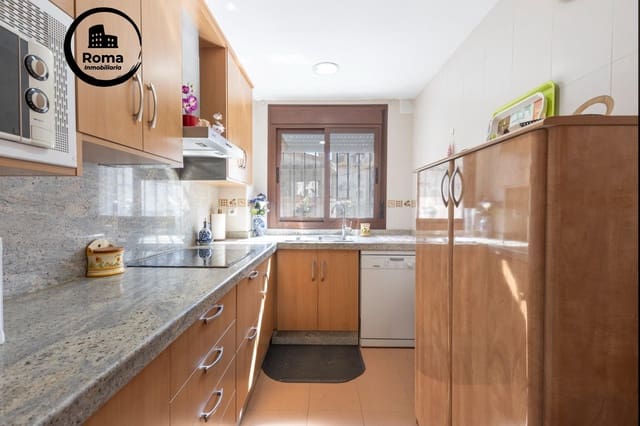 2 camera da letto Appartamento in vendita in La Zubia con piscina - 160.000 € (Rif: 9690911)