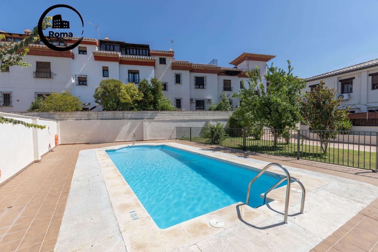 2 camera da letto Appartamento in vendita in La Zubia con piscina - 160.000 € (Rif: 9690911)
