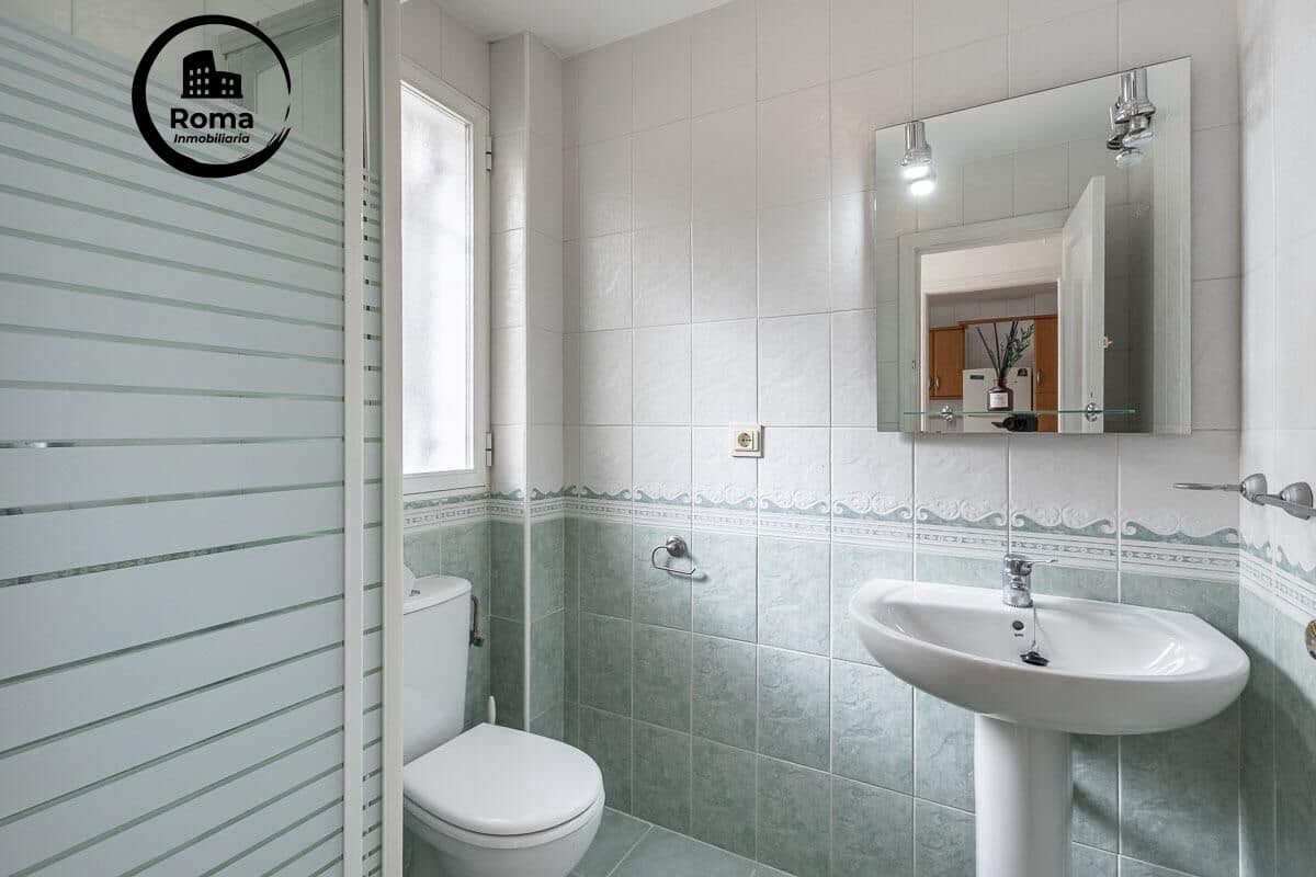 4 bedroom Terraced Villa for sale in La Zubia with garage - € 220,000 (Ref: 9690912)