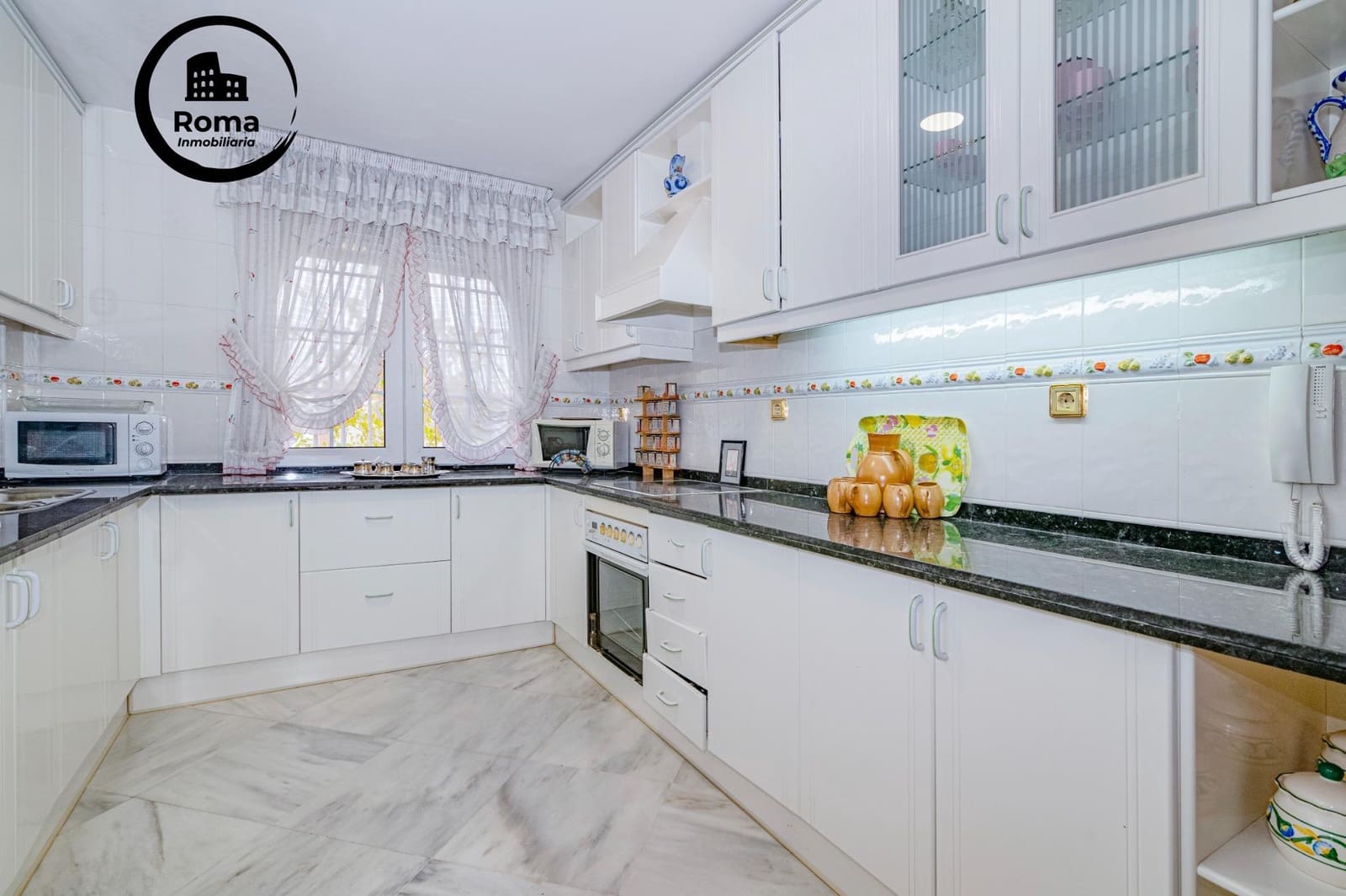 5 soveværelse Villa til salg i La Zubia med swimmingpool garage - € 1.190.000 (Ref: 9690915)