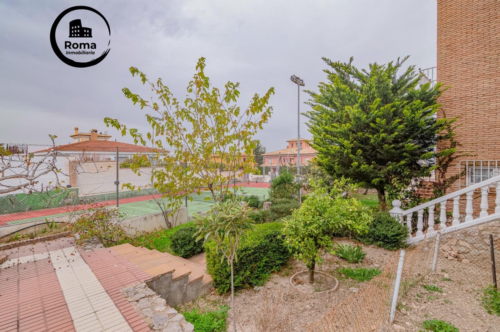 5 soveværelse Villa til salg i La Zubia med swimmingpool garage - € 1.190.000 (Ref: 9690915)