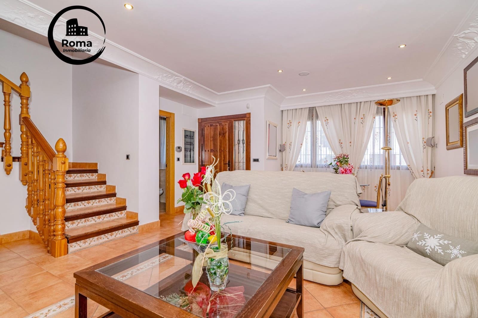 4 bedroom Terraced Villa for sale in La Zubia with pool garage - € 370,000 (Ref: 9690917)