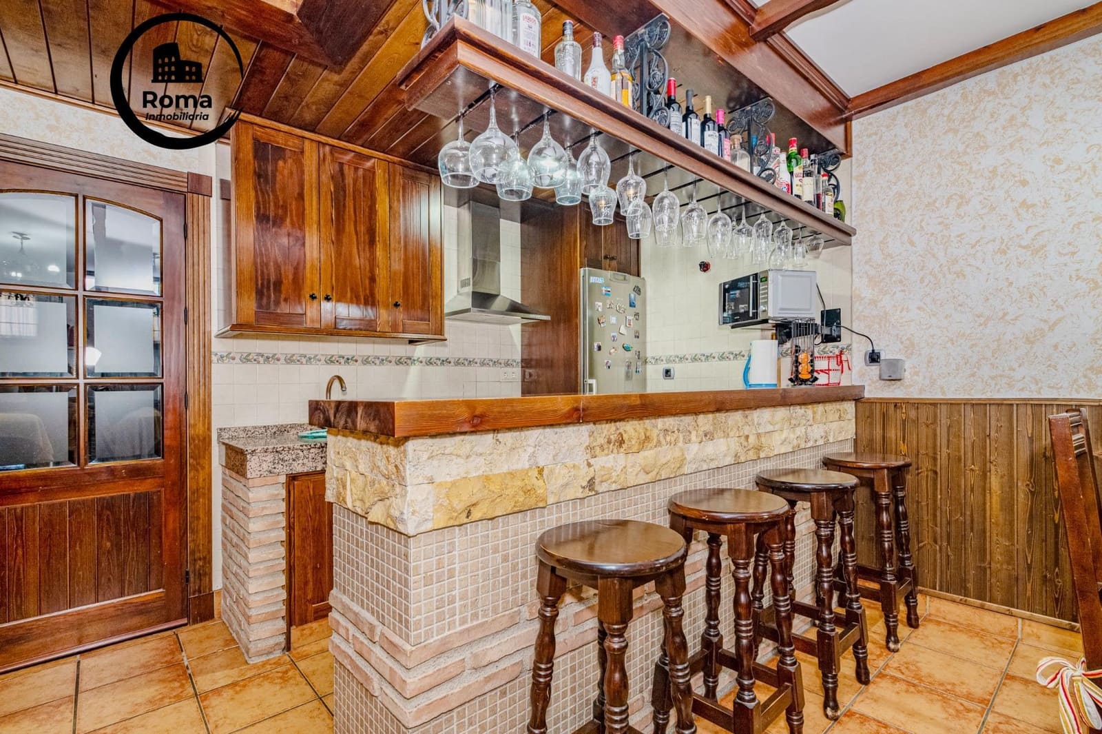 4 bedroom Terraced Villa for sale in La Zubia with pool garage - € 370,000 (Ref: 9690917)