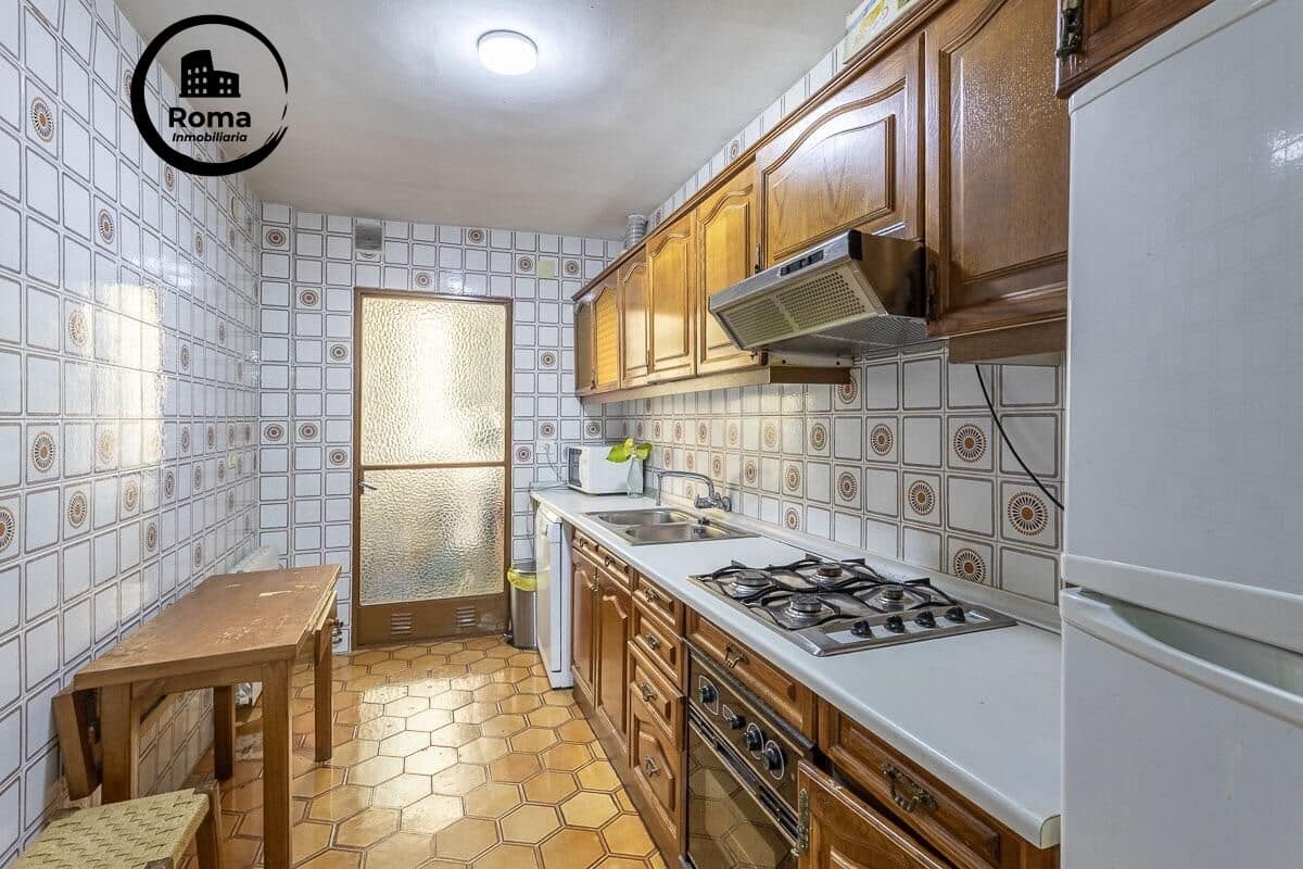 4 soverom Leilighet til salgs i Granada by med garasje - € 269 000 (Ref: 9690921)