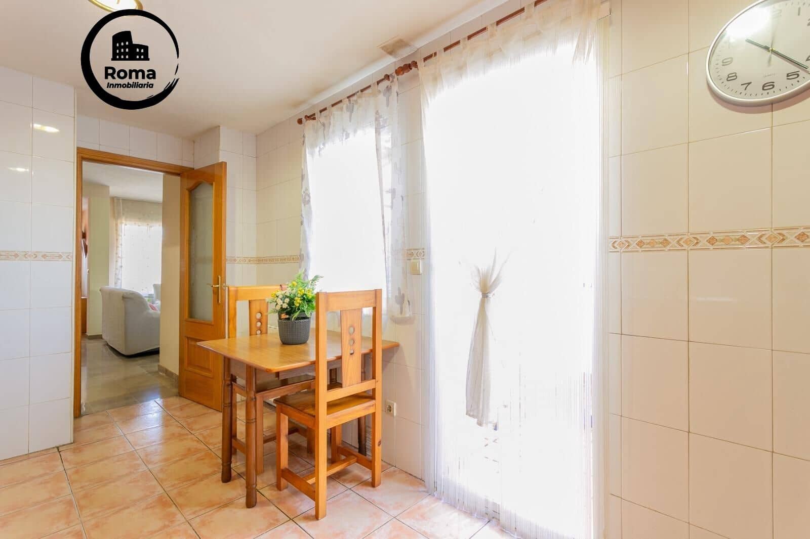 3 slaapkamer Rijtjeshuis te koop in Granada stad met garage - € 290.000 (Ref: 9690923)