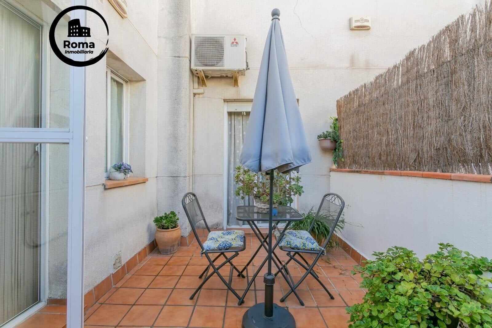 3 slaapkamer Rijtjeshuis te koop in Granada stad met garage - € 290.000 (Ref: 9690923)