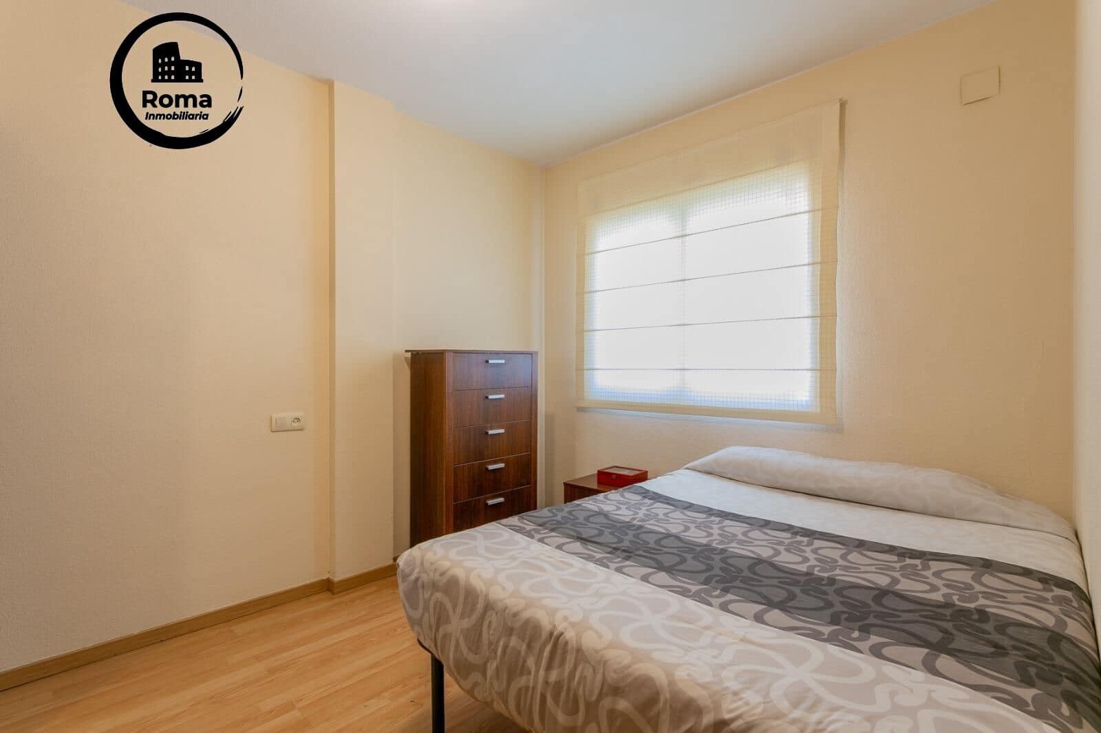3 slaapkamer Rijtjeshuis te koop in Granada stad met garage - € 290.000 (Ref: 9690923)