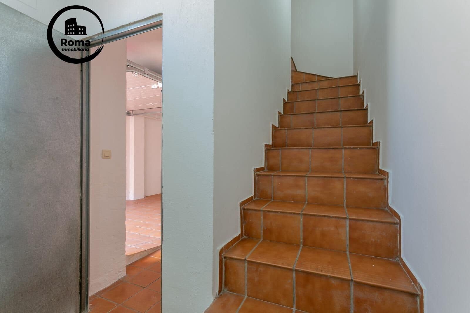 3 slaapkamer Rijtjeshuis te koop in Granada stad met garage - € 290.000 (Ref: 9690923)