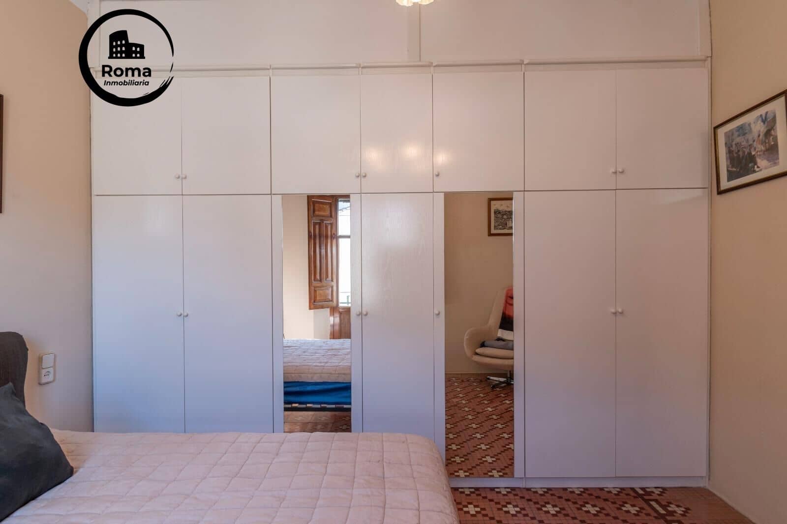 5 soveværelse Villa til salg i Granada by med swimmingpool - € 350.000 (Ref: 9690925)