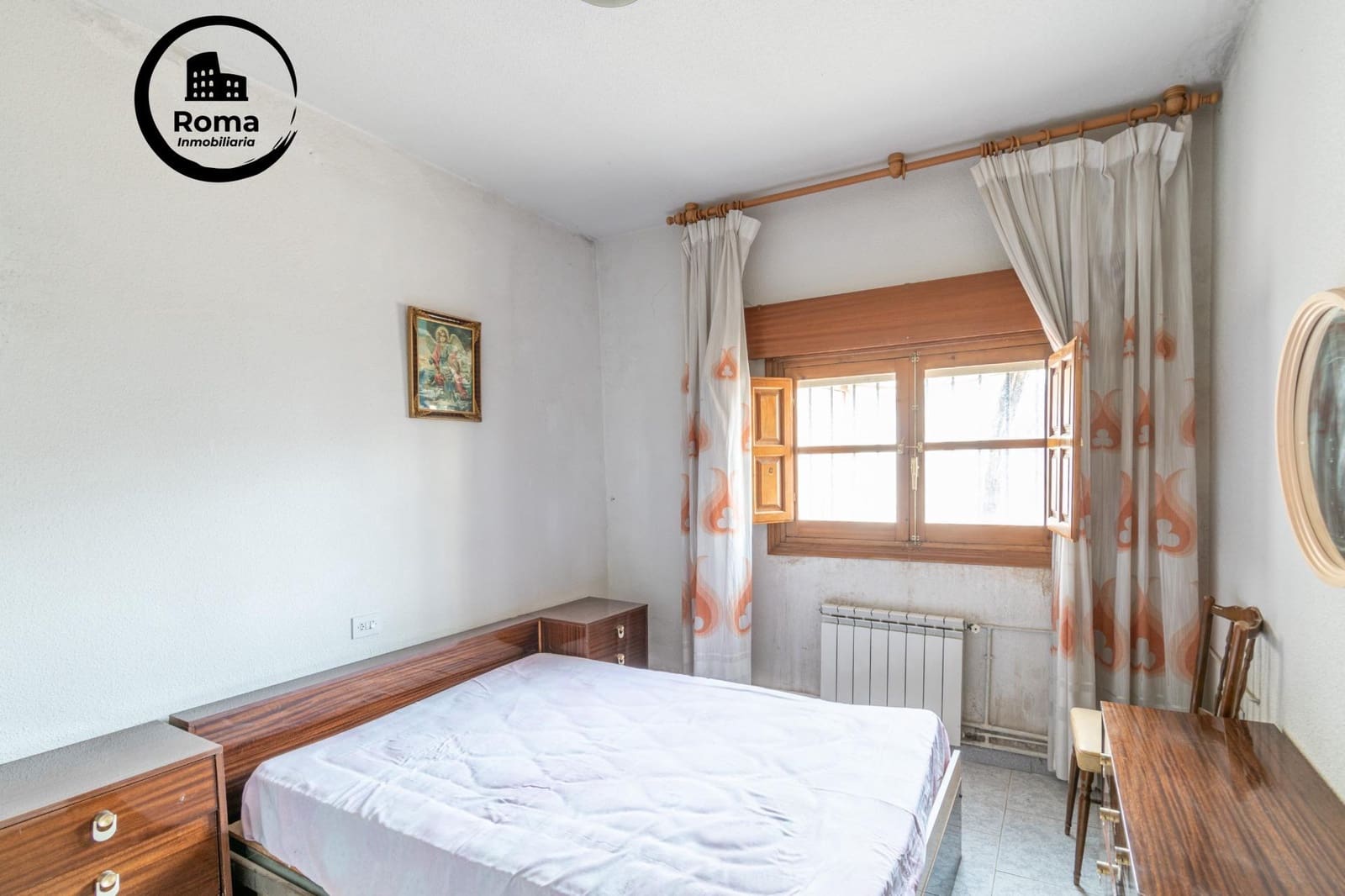 8 slaapkamer Villa te koop in Ambroz - € 290.000 (Ref: 9690927)