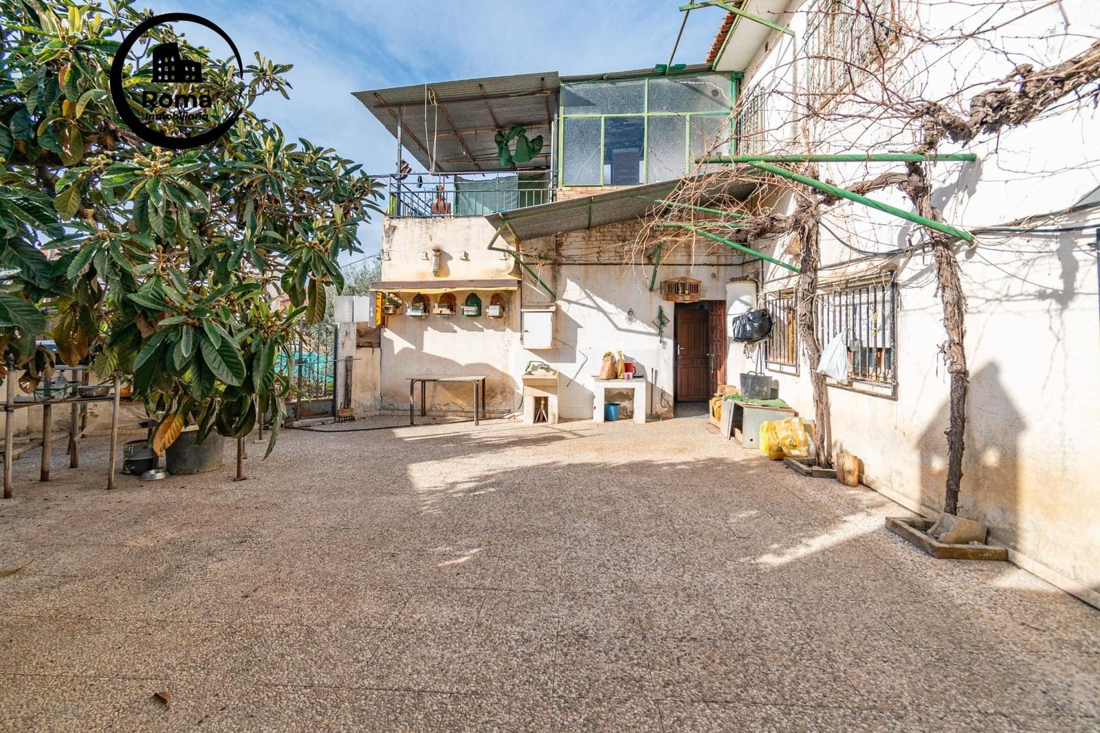 8 slaapkamer Villa te koop in Ambroz - € 290.000 (Ref: 9690927)