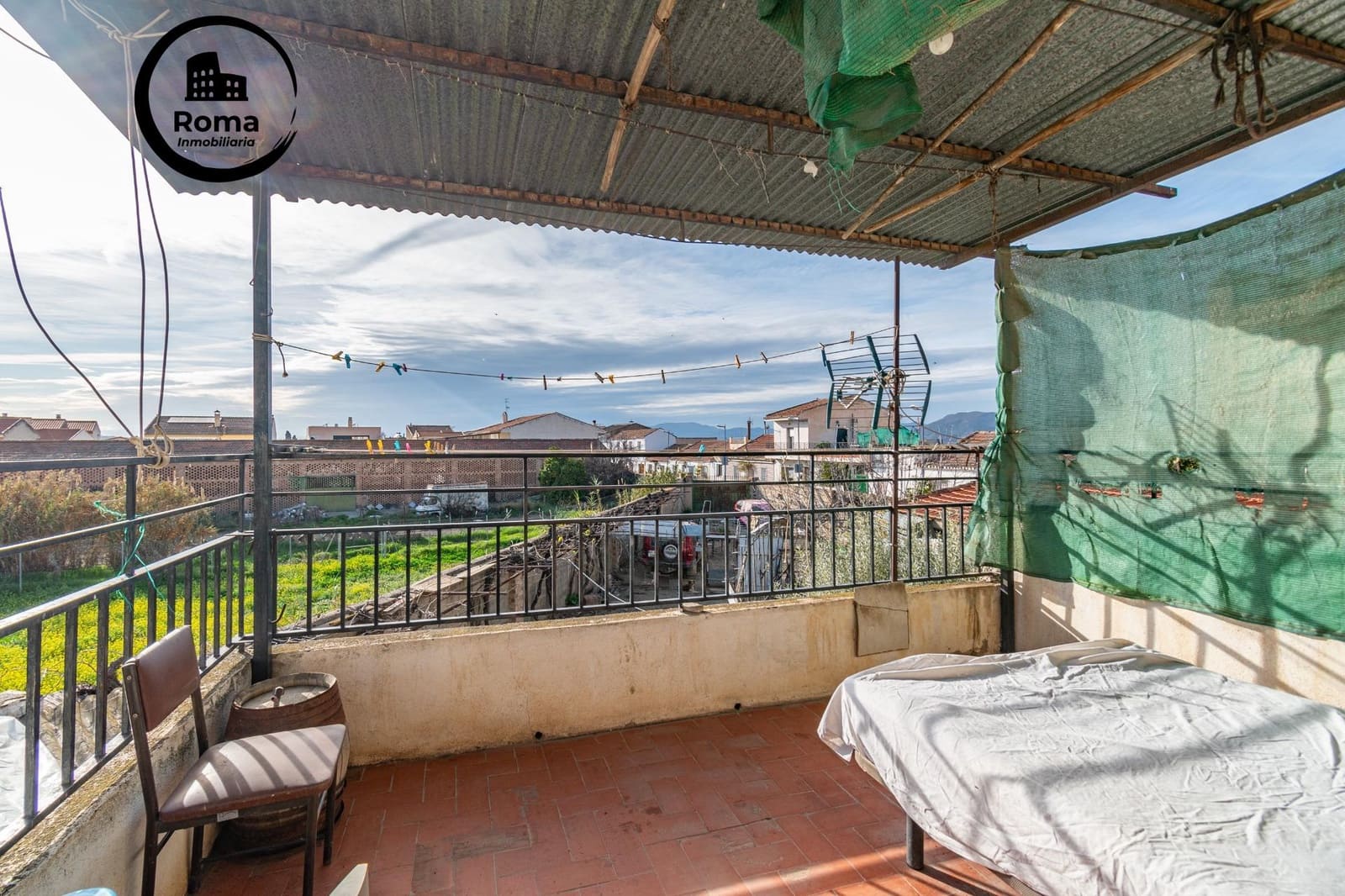 8 slaapkamer Villa te koop in Ambroz - € 290.000 (Ref: 9690927)