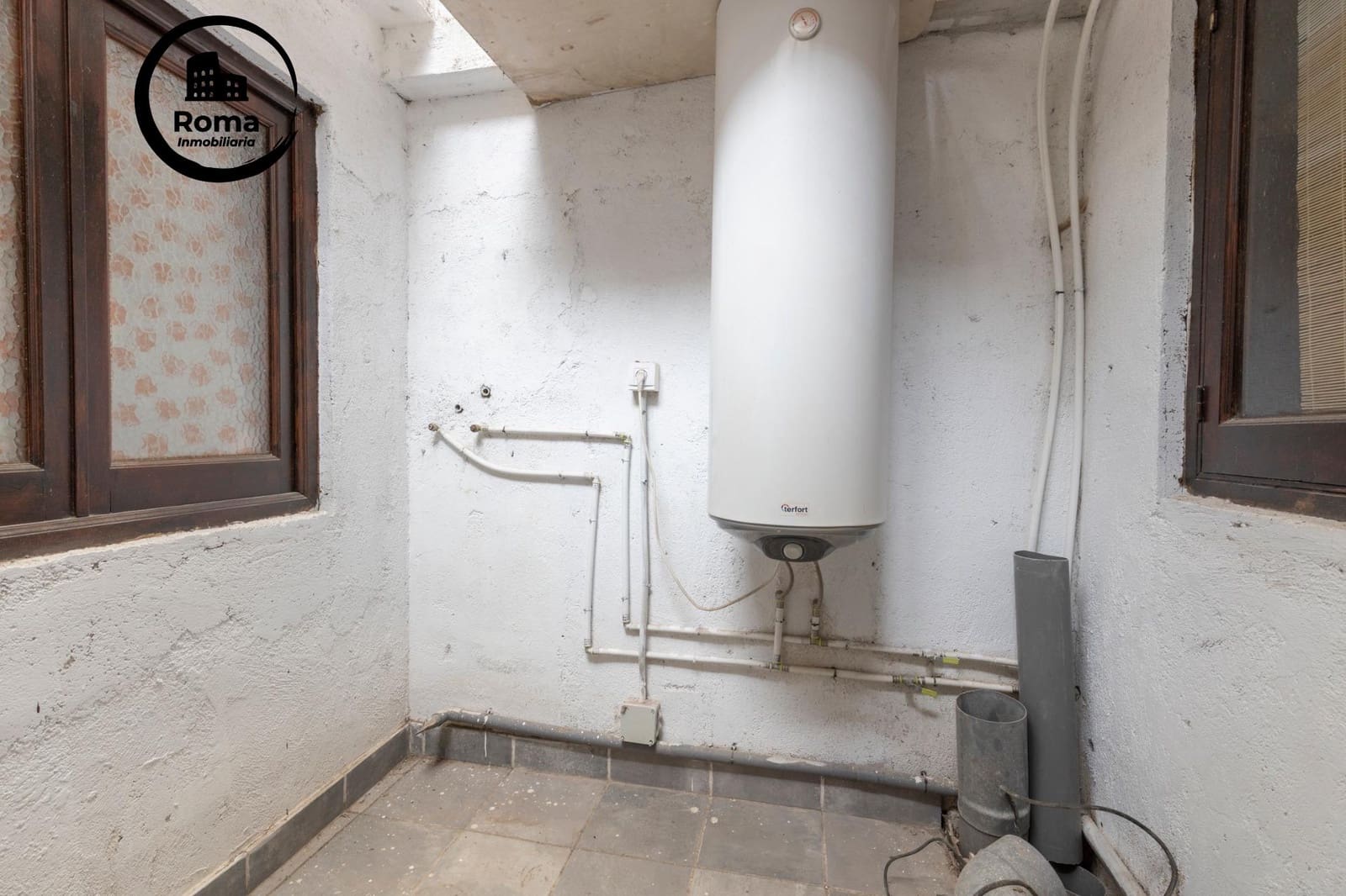 3 soveværelse Byhus til salg i Granada by - € 350.000 (Ref: 9690928)