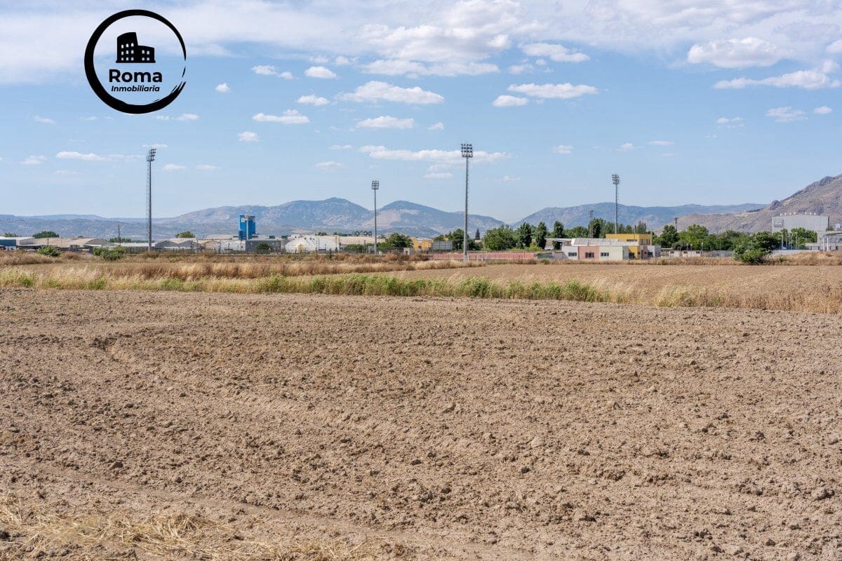Building Plot for sale in Santa Fe - € 123,000 (Ref: 9702073)