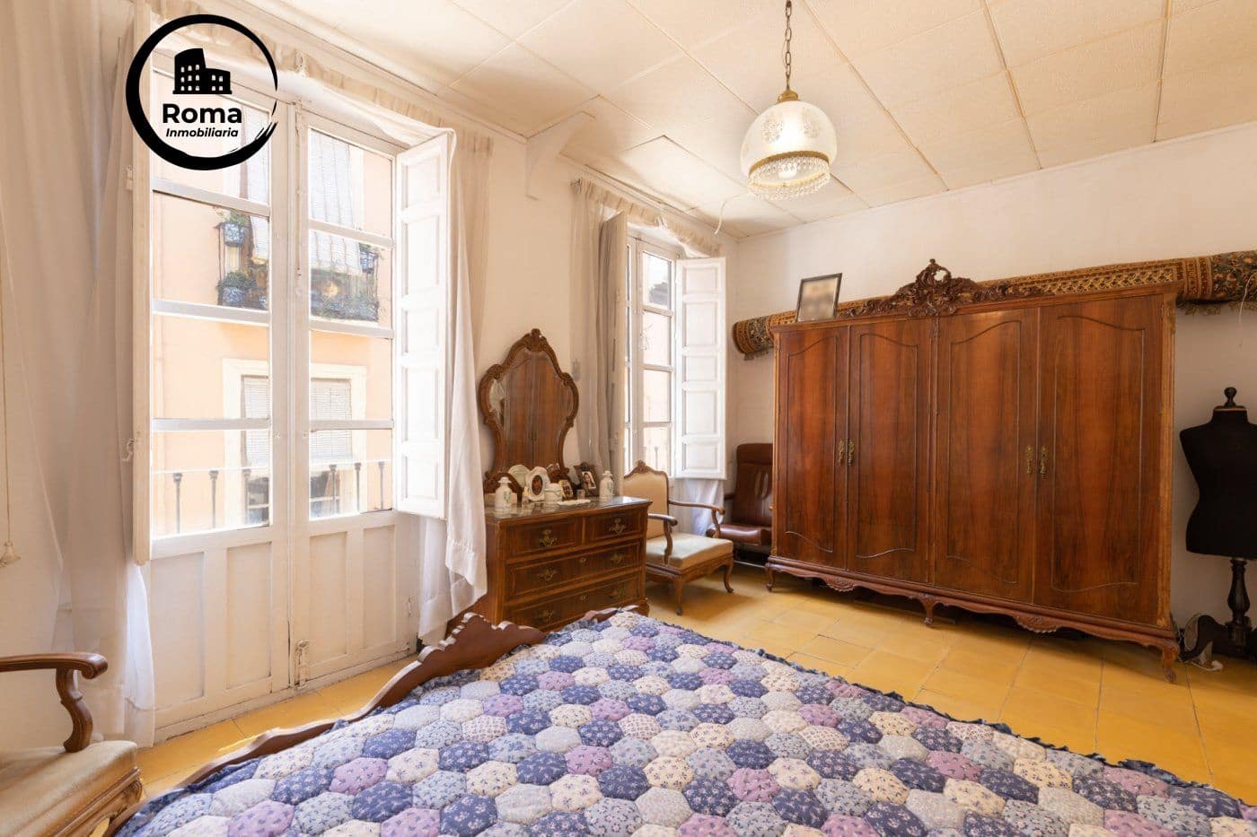 Erhverv til salg i Granada by - € 1.099.999 (Ref: 9702076)