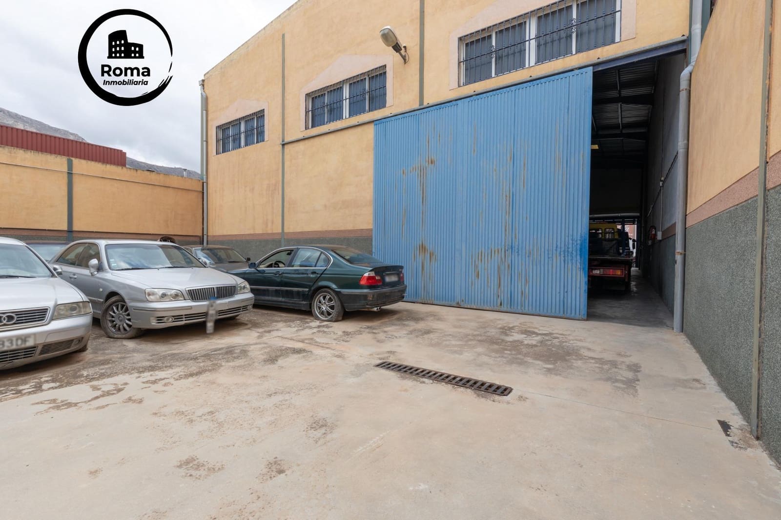 Entreprise à vendre à Loja - 590 000 € (Ref: 9715031)